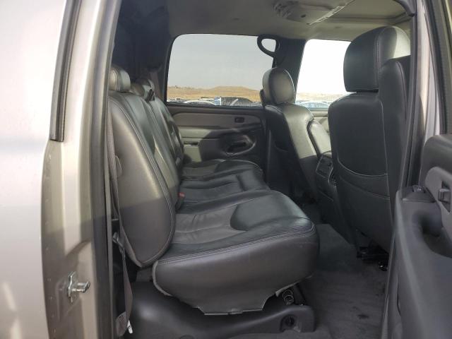 Photo 10 from auction – 2004 CHEVROLET AVALANCHE with VIN 3GNEK12T44G252517