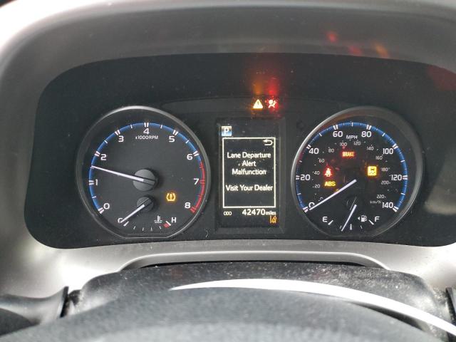 Photo 9 from auction – 2018 TOYOTA RAV4 LE with VIN JTMBFREV7JJ215760