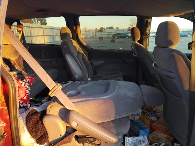 Photo 10 from auction – 2000 DODGE GRAND CARA with VIN 1B4GP44G4YB799075