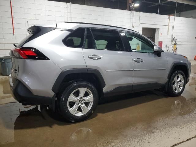 Photo 3 from auction – 2021 TOYOTA RAV4 XLE with VIN 2T3P1RFV4MC250024