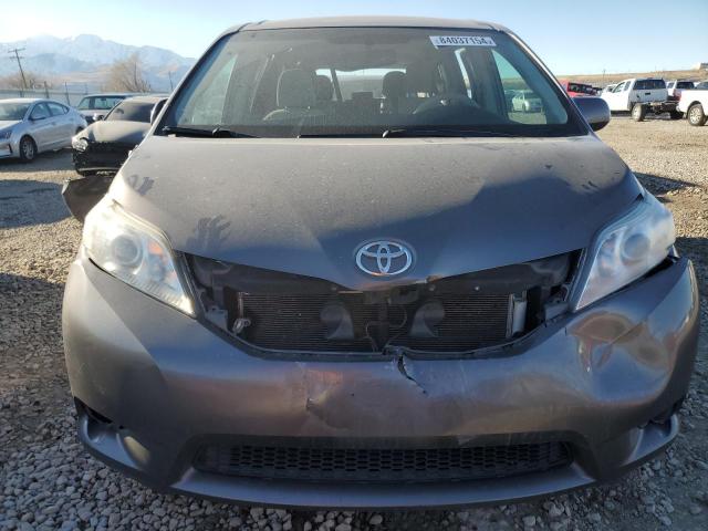 Photo 5 from auction – 2013 TOYOTA SIENNA LE with VIN 5TDKK3DC2DS331111