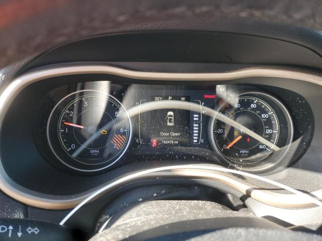 Photo 9 from auction – 2015 JEEP CHEROKEE L with VIN 1C4PJLCB9FW628610