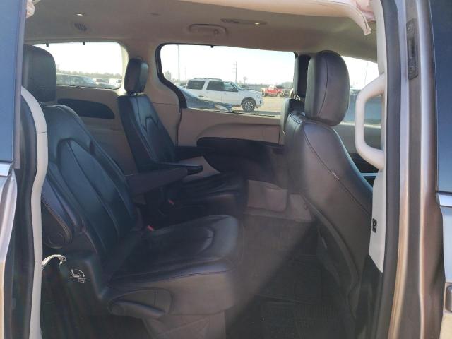 Photo 11 from auction – 2017 CHRYSLER PACIFICA T with VIN 2C4RC1BG1HR575997