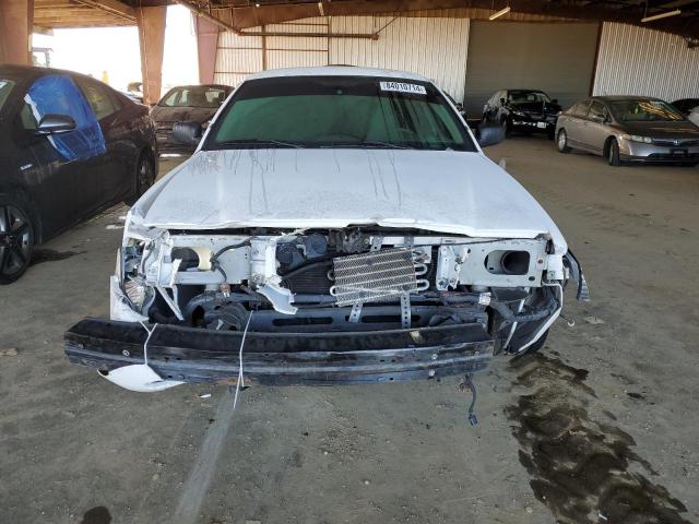 Photo 5 from auction – 2005 FORD CROWN VICT with VIN 2FAFP71W85X105918
