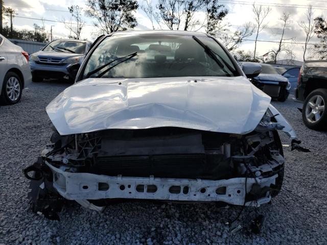 Photo 5 from auction – 2015 FORD FOCUS SE with VIN 1FADP3F28FL378572