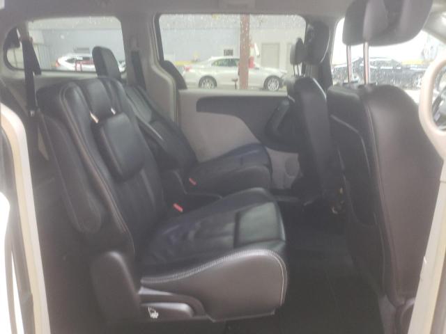 Photo 11 from auction – 2012 CHRYSLER TOWN & COU with VIN 2C4RC1BGXCR306339