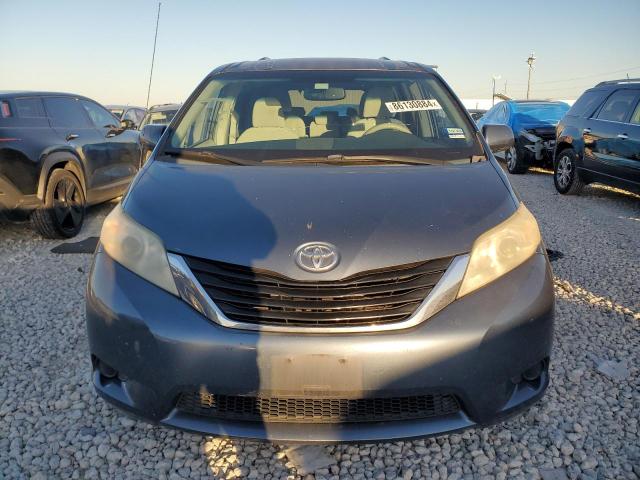 Photo 5 from auction – 2013 TOYOTA SIENNA LE with VIN 5TDKK3DC9DS359021