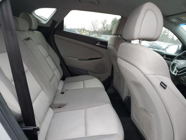 Photo 11 from auction – 2016 HYUNDAI TUCSON LIM with VIN KM8J3CA4XGU215317