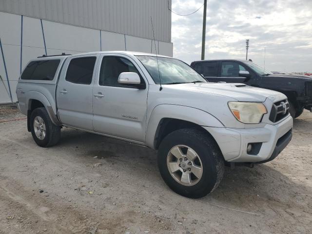 Photo 4 from auction – 2012 TOYOTA TACOMA DOU with VIN 5TFLU4EN9CX032129
