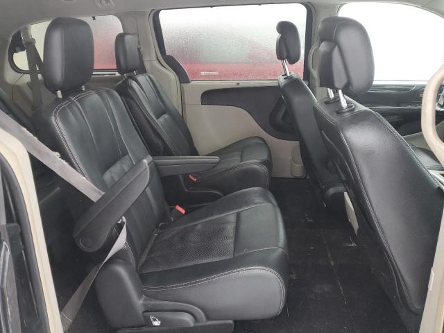 Photo 11 from auction – 2015 CHRYSLER TOWN & COU with VIN 2C4RC1CG1FR503659