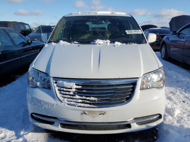 Photo 5 from auction – 2016 CHRYSLER TOWN & COU with VIN 2C4RC1BG5GR246010