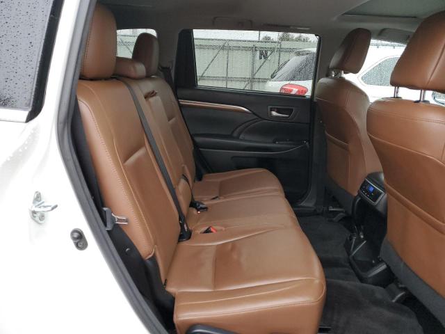Photo 11 from auction – 2018 TOYOTA HIGHLANDER with VIN 5TDDZRFH2JS498533