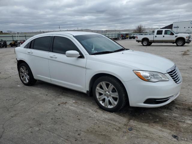 Foto 4 de la subasta – 2013 CHRYSLER 200 TOURIN con VIN 1C3CCBBB9DN501657
