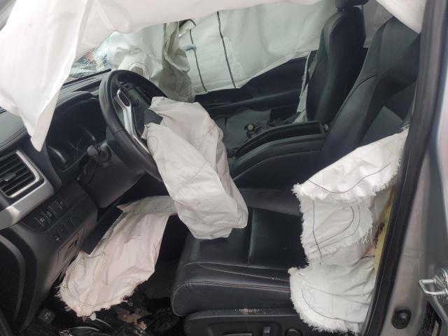 Photo 7 from auction – 2019 TOYOTA HIGHLANDER with VIN 5TDJZRFH8KS581713