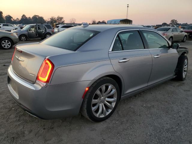 Photo 3 from auction – 2018 CHRYSLER 300 LIMITE with VIN 2C3CCAEG0JH193834