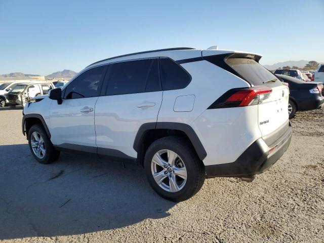 Photo 2 from auction – 2021 TOYOTA RAV4 XLE with VIN 2T3P1RFV1MW152101