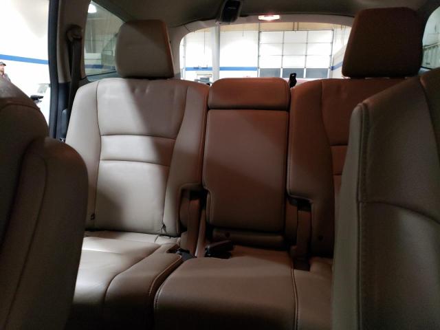 Photo 10 from auction – 2017 HONDA PILOT TOUR with VIN 5FNYF5H93HB018538