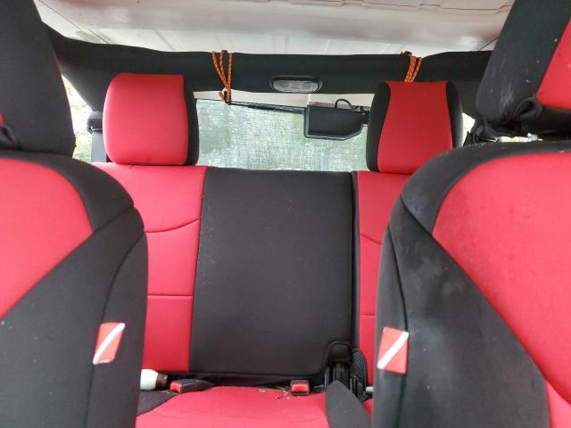 Zdjęcie 10 z aukcji – 2015 JEEP WRANGLER U z VIN 1C4BJWEG0FL607974