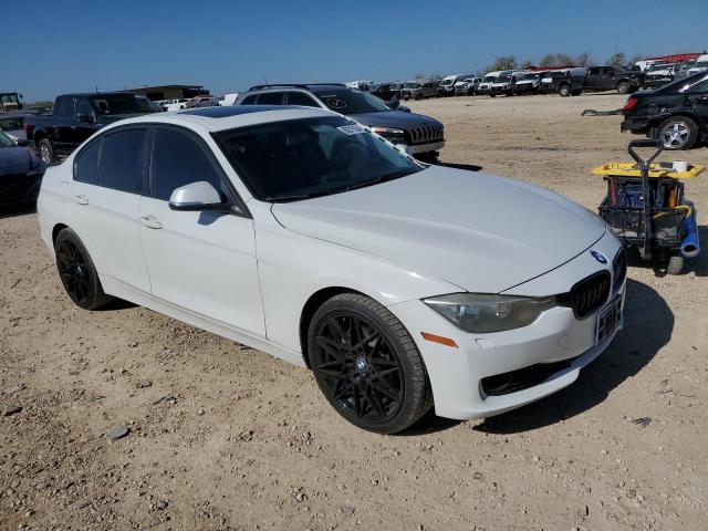 صورة رقم 4 من المزاد - 2015 BMW 320 I مع VIN WBA3B1C58FK135998