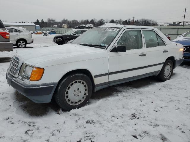 MERCEDES-BENZ 300 E 1986 with VIN WDBEA30D0GA220989 - Photo from auction