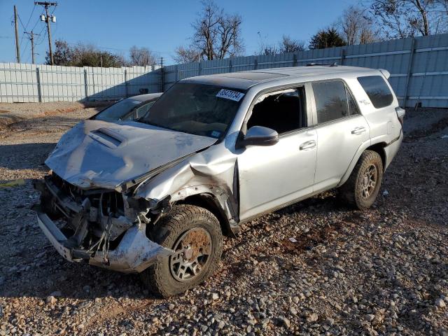 TOYOTA 4RUNNER SR 2018 с VIN JTEBU5JR2J5605547 - Снимка от търг