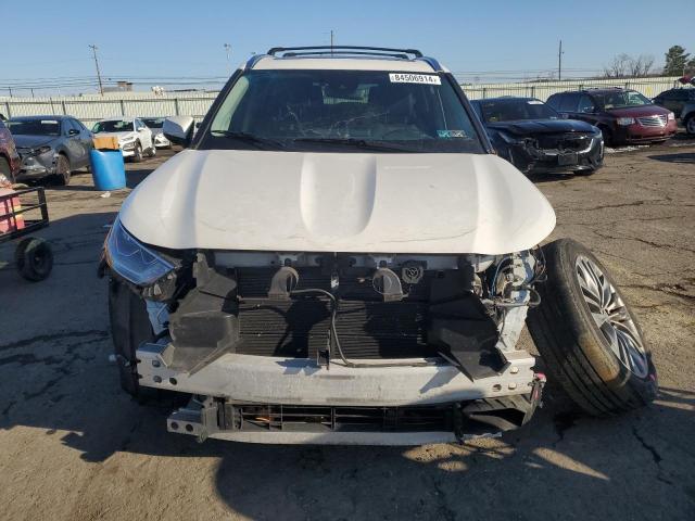 Photo 5 from auction – 2020 TOYOTA HIGHLANDER with VIN 5TDEBRCH4LS010490
