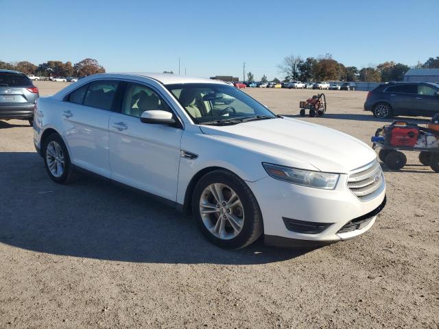 Photo 4 from auction – 2014 FORD TAURUS SEL with VIN 1FAHP2E81EG116563