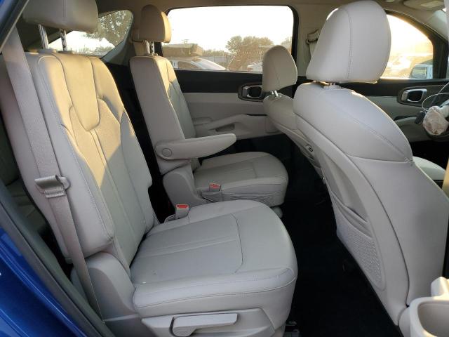 Photo 11 from auction – 2023 KIA SORENTO EX with VIN 5XYRH4LF3PG187231