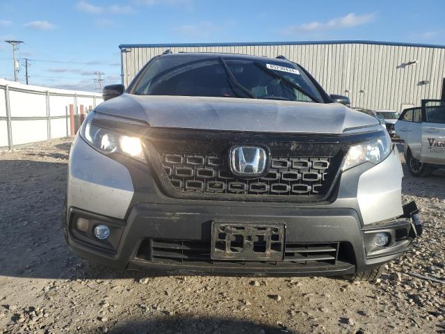 Photo 5 from auction – 2020 HONDA PASSPORT E with VIN 5FNYF8H58LB011303