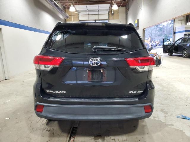 Photo 6 from auction – 2017 TOYOTA HIGHLANDER with VIN 5TDJZRFH3HS452738