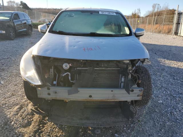Photo 5 from auction – 2017 NISSAN VERSA S with VIN 3N1CN7AP5HL883498