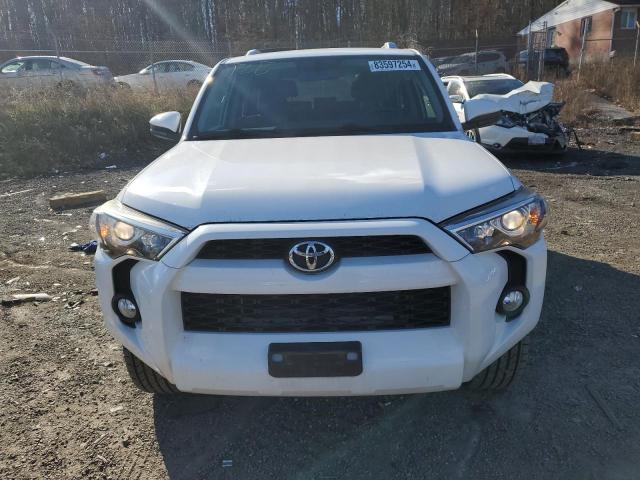 Photo 5 from auction – 2017 TOYOTA 4RUNNER SR with VIN JTEBU5JR3H5445785