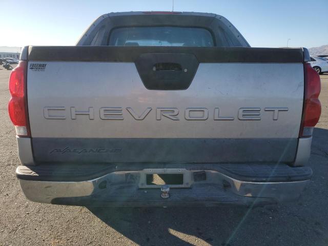 Photo 6 from auction – 2004 CHEVROLET AVALANCHE with VIN 3GNEC12T64G332723