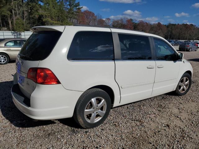 Photo 3 from auction – 2011 VOLKSWAGEN ROUTAN SE with VIN 2V4RW3DG7BR668388