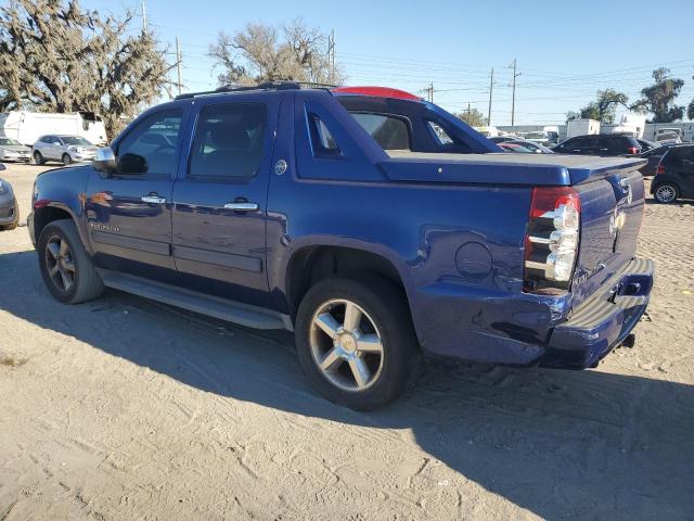 Photo 2 from auction – 2013 CHEVROLET AVALANCHE with VIN 3GNMCEE04DG116955