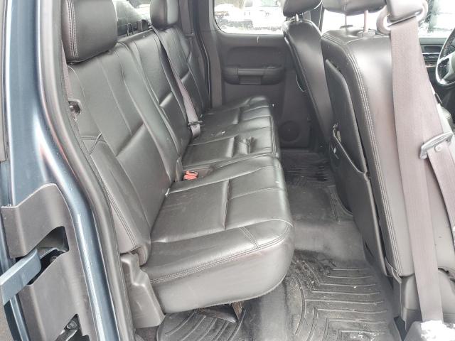 Photo 10 from auction – 2011 CHEVROLET SILVERADO with VIN 1GCRKTE33BZ157252