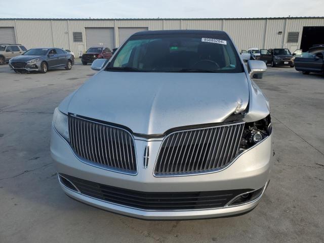 Photo 5 from auction – 2013 LINCOLN MKT with VIN 2LMHJ5AT6DBL58553