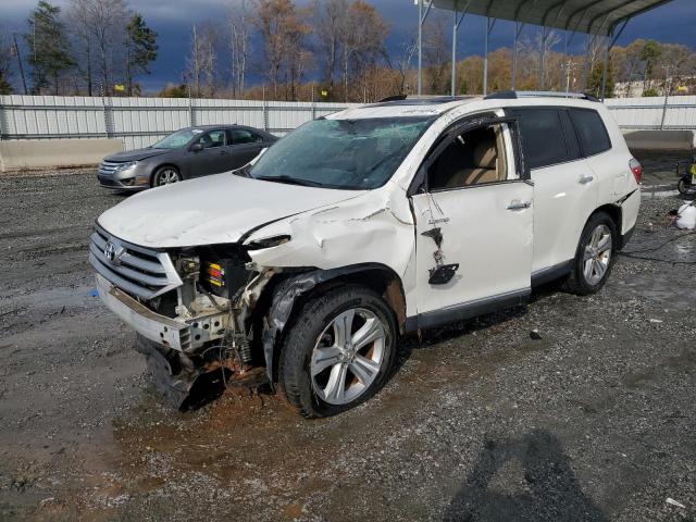 TOYOTA HIGHLANDER 2013 with VIN 5TDYK3EH8DS100332 - Photo from auction