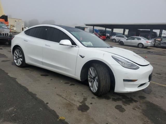 Снимка 4 от търг – 2020 TESLA MODEL 3 с VIN 5YJ3E1EA9LF661618