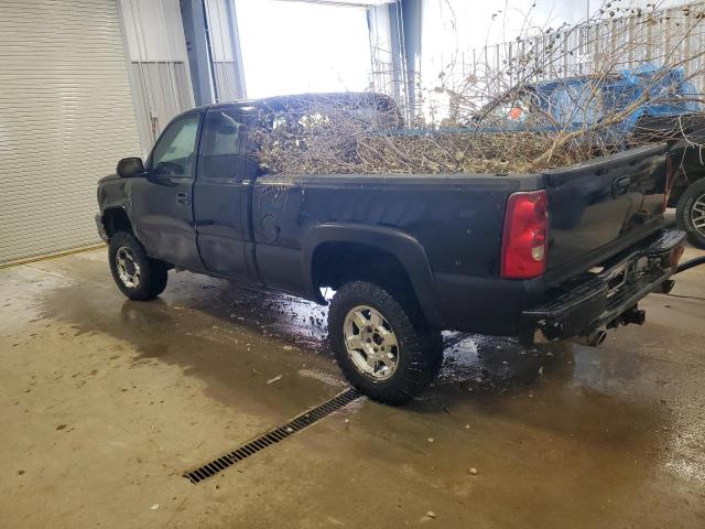 Photo 2 from auction – 2005 CHEVROLET SILVERADO with VIN 1GCEK19B85Z338128