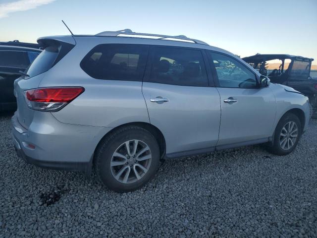 Photo 3 from auction – 2015 NISSAN PATHFINDER with VIN 5N1AR2MM4FC695170