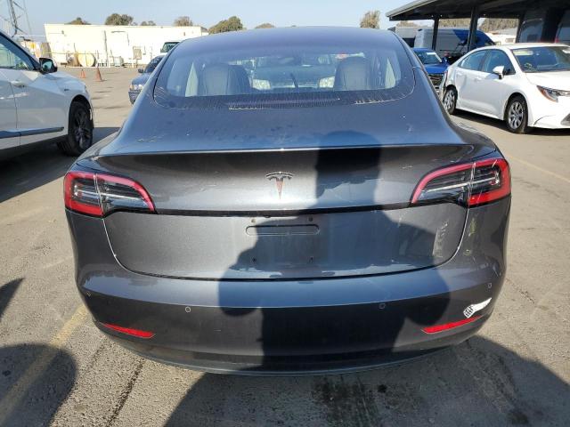 Photo 6 from auction – 2018 TESLA MODEL 3 with VIN 5YJ3E1EA3JF010210