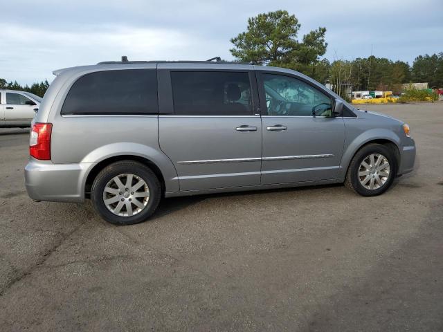 Photo 3 from auction – 2014 CHRYSLER TOWN & COU with VIN 2C4RC1BG6ER159939