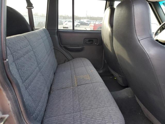 Photo 11 from auction – 2001 JEEP CHEROKEE S with VIN 1J4FF48S71L544365
