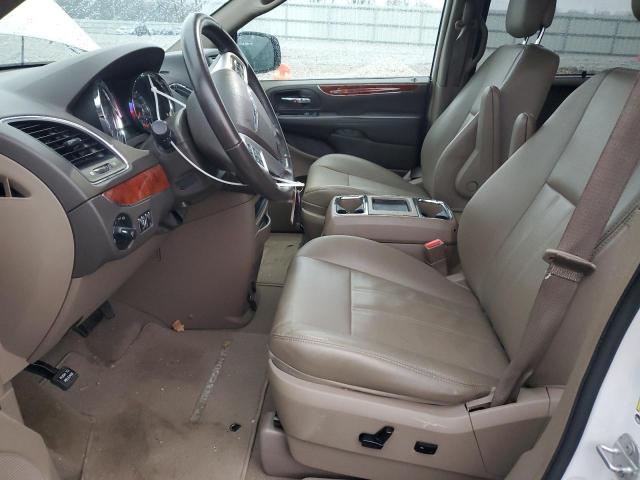 Photo 7 from auction – 2015 CHRYSLER TOWN & COU with VIN 2C4RC1BG8FR583303