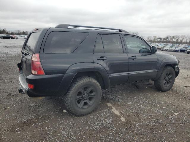 Photo 3 from auction – 2004 TOYOTA 4RUNNER SR with VIN JTEBT14R840043727