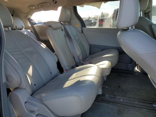 Photo 11 from auction – 2011 TOYOTA SIENNA XLE with VIN 5TDYK3DC1BS066012