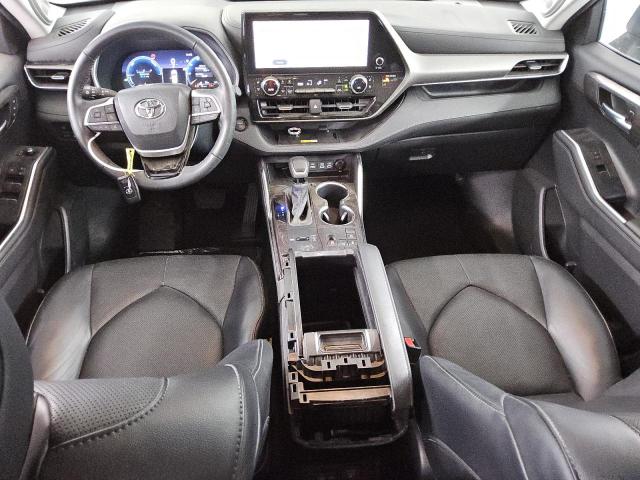 Photo 8 from auction – 2023 TOYOTA HIGHLANDER with VIN 5TDYARAH5PS523207