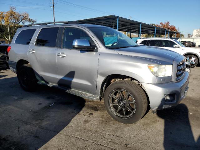 Фото 4 с аукциона – 2013 TOYOTA SEQUOIA SR с VIN 5TDBY5G10DS080206