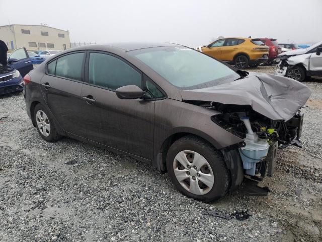 Photo 4 from auction – 2017 KIA FORTE LX with VIN 3KPFL4A73HE026485